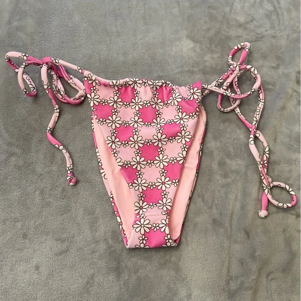 New! Frankie’s bikinis Tia Terry String Bikini Bottom Pink Daisy 24415